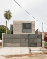 Penta Arquitectura designed Naked House