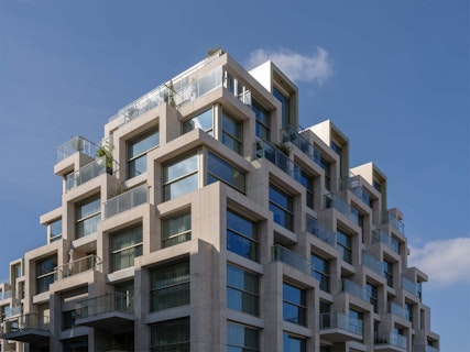 With Facades Full of Balconies, The Grid Becomes a New Typology of Residential Buildings
