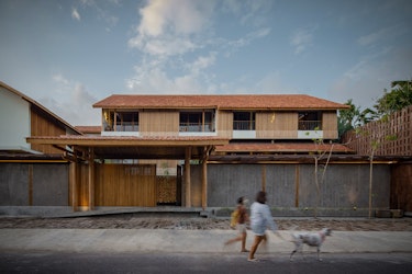 Celebrating Material Diversity in TekuniDua by DDAP Architect, What Asian Architecture Means Today