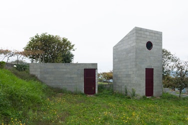 Coura Retreat by Luís Peixoto: A Simple Structure Full of Silence