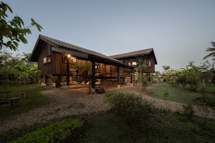 Baan Tita's Simplicity Offers Spatial Experience at Every Level